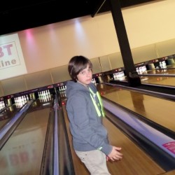 Bowling (23) - Toneelvereniging Plankenkoorts 